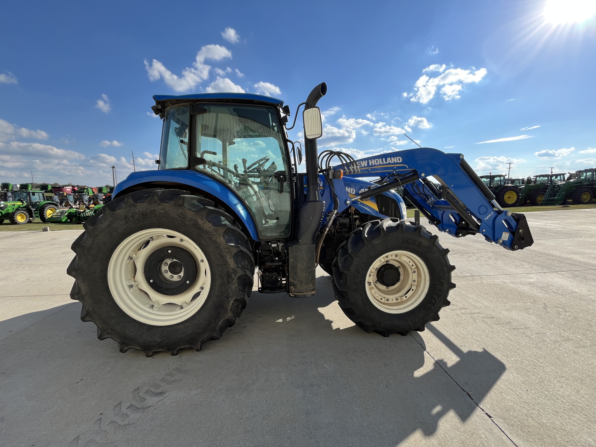  2020 New Holland T5.110 at Heritage Tractor in Rogersville, MO