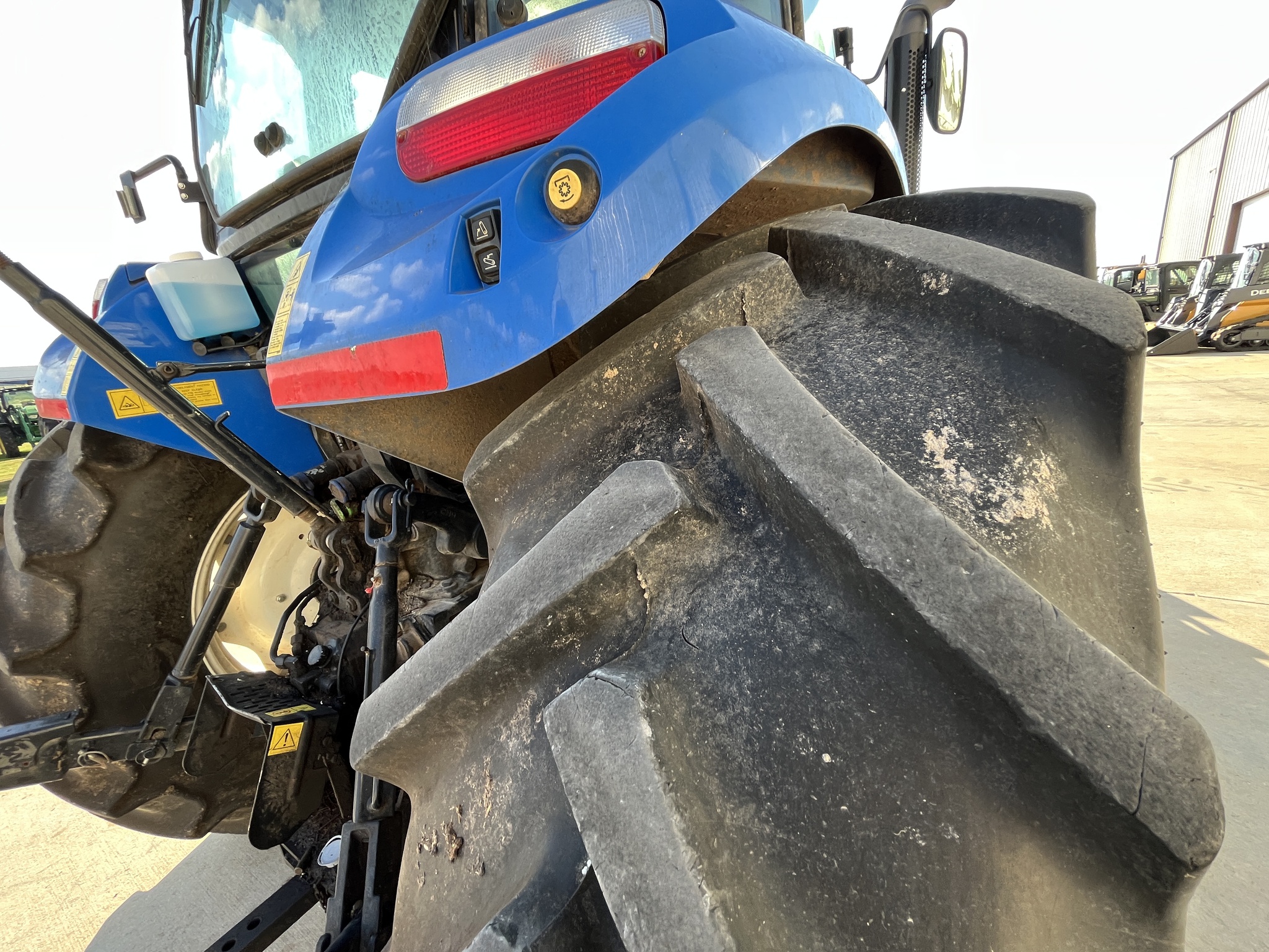  2020 New Holland T5.110 at Heritage Tractor in Rogersville, MO