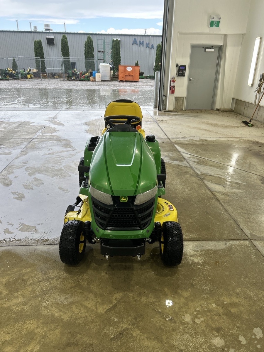 2018 John Deere X354 Image 3