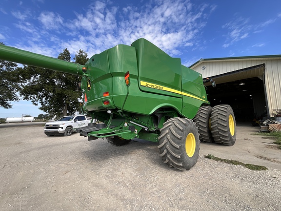 Photo of 2020 John Deere S780