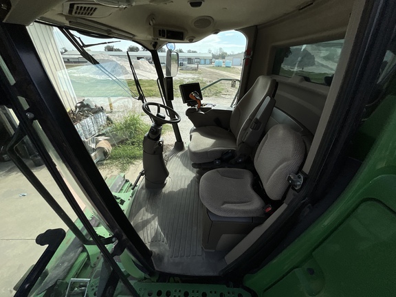 Photo of 2020 John Deere S780