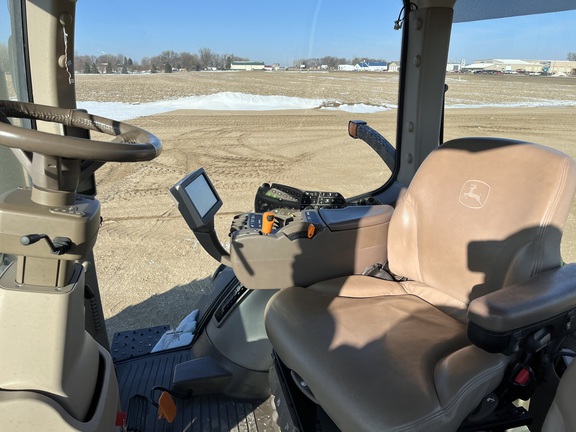 2013 John Deere 8310R - Photo36