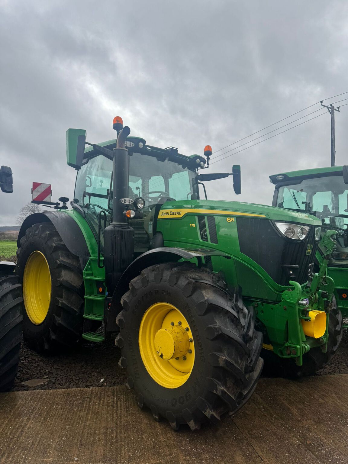 2023 John Deere 6R 175