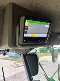 2023 John Deere CP770 Image 6