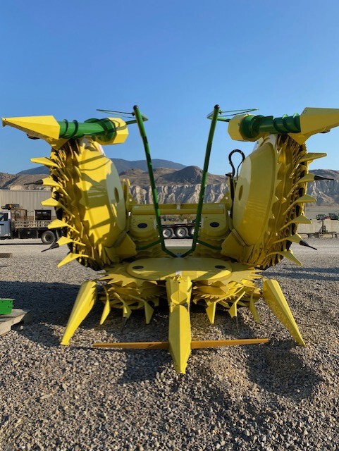 2021 John Deere 676 Image 1