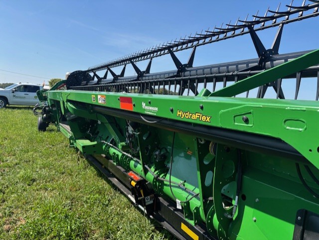2019 John Deere 735FD Image 7