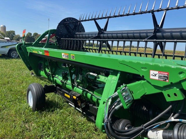 2019 John Deere 735FD Image 9