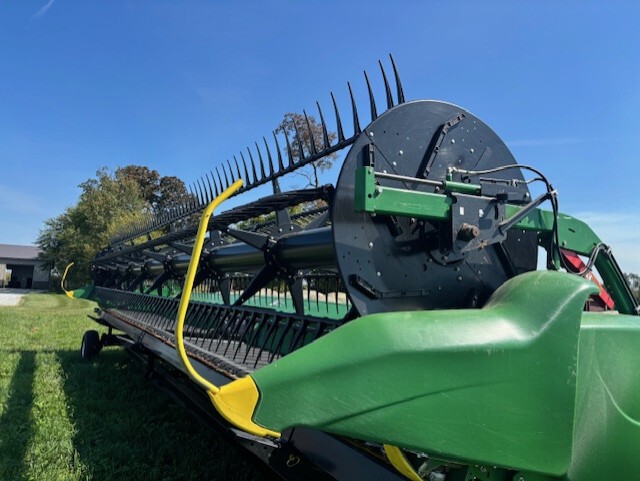 2019 John Deere 735FD Image 2