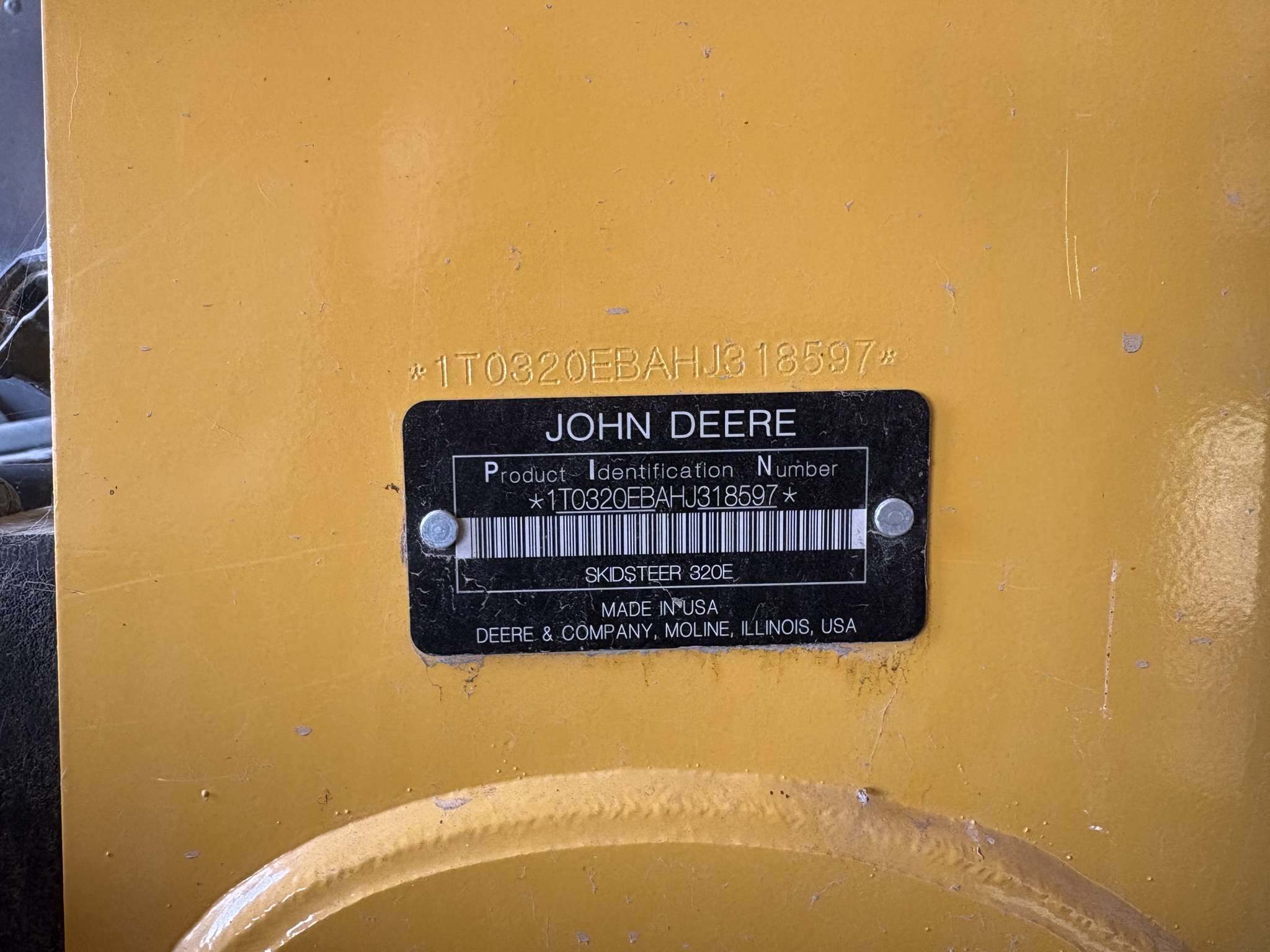 2017 John Deere 320E Image 10