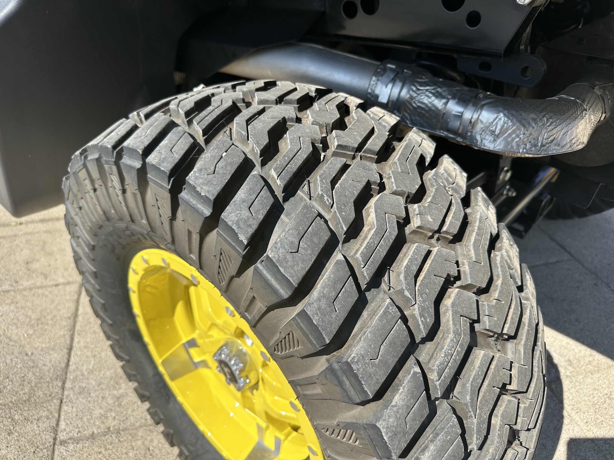 2024 John Deere 835M Image 3