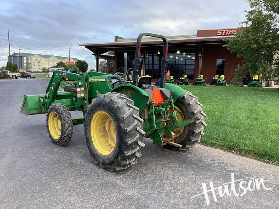 Photo of 2016 John Deere 5065E