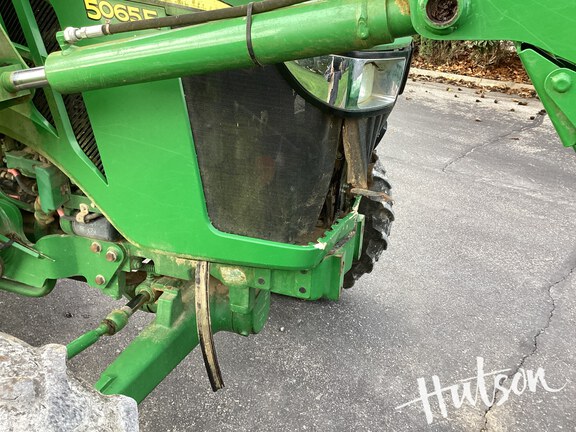 Photo of 2016 John Deere 5065E