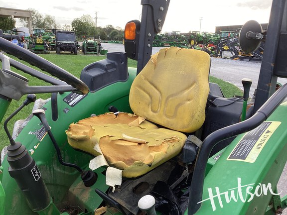 Photo of 2016 John Deere 5065E