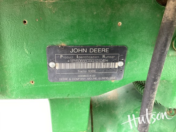 Photo of 2016 John Deere 5065E