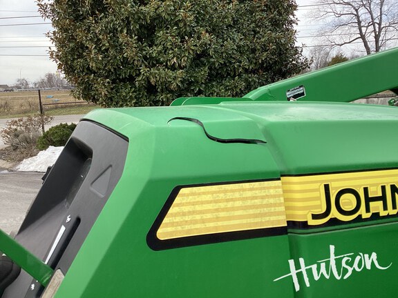 Photo of 2016 John Deere 5065E