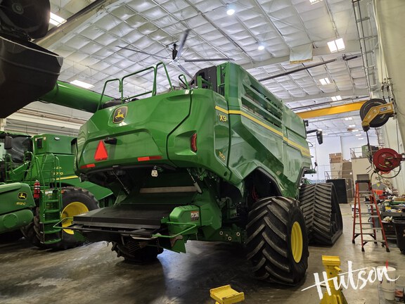 Photo of 2024 John Deere X9 1100