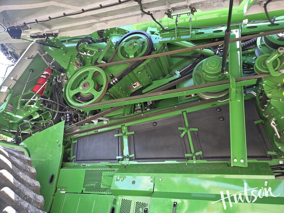 Photo of 2024 John Deere X9 1100