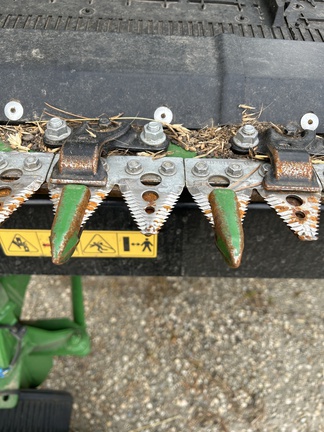 Used 2025 John Deere HDR 50 Combine Platforms at Horizon Ag & Turf in St. Paul, AB - Photo7