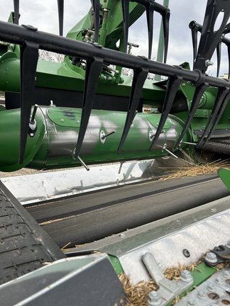 Used 2025 John Deere HDR 50 Combine Platforms at Horizon Ag & Turf in St. Paul, AB - Photo9