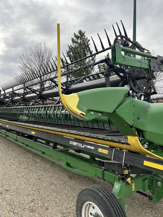 Used 2025 John Deere HDR 50 Combine Platforms at Horizon Ag & Turf in St. Paul, AB - Photo4