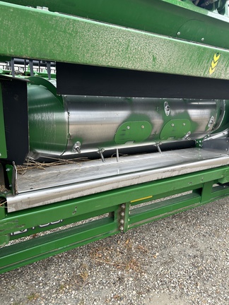 Used 2025 John Deere HDR 50 Combine Platforms at Horizon Ag & Turf in St. Paul, AB - Photo5
