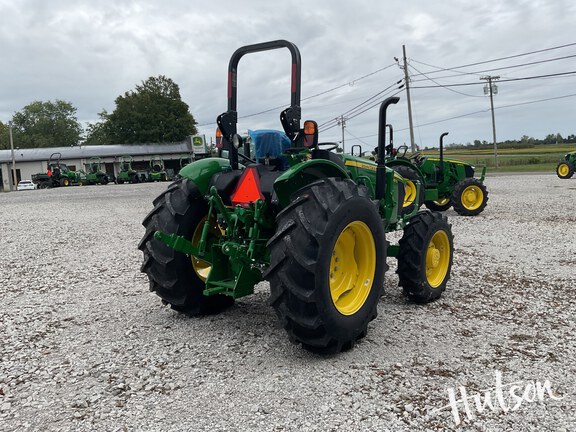 Photo of 2024 John Deere 5067E