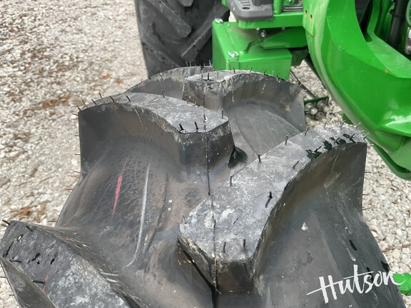 Photo of 2024 John Deere 5067E