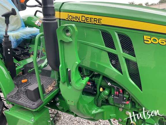 Photo of 2024 John Deere 5067E