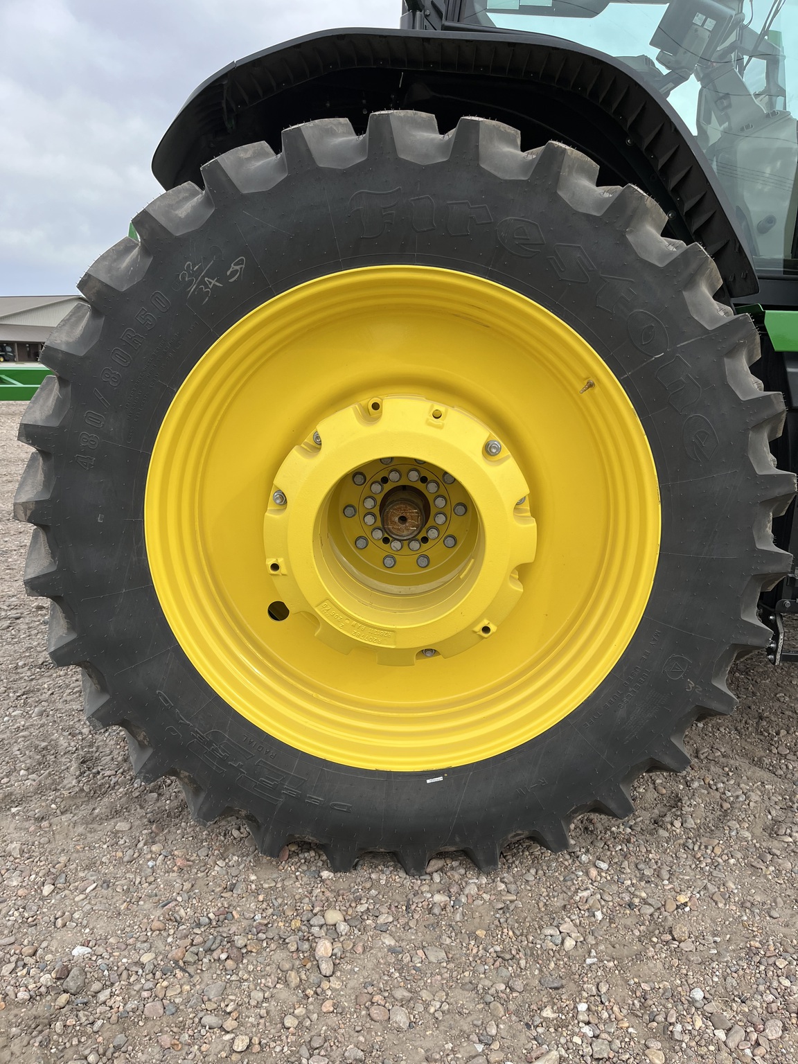 2025 John Deere 8R 310 Image 9