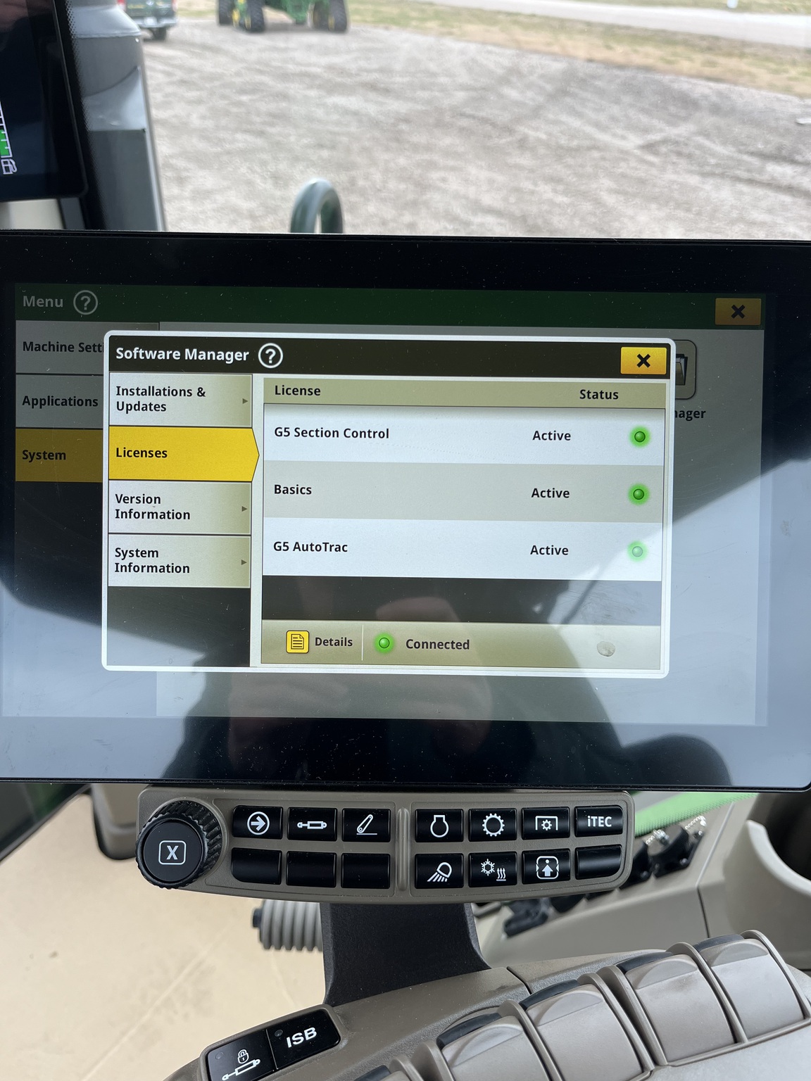 2025 John Deere 8R 310 Image 17