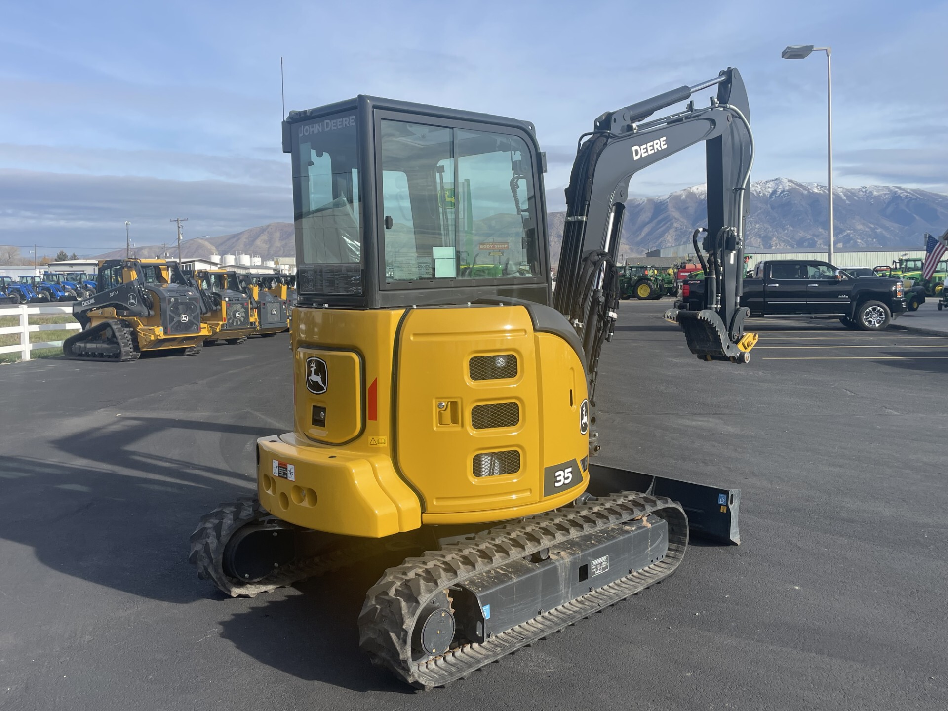 2024 John Deere 35 P Image 6