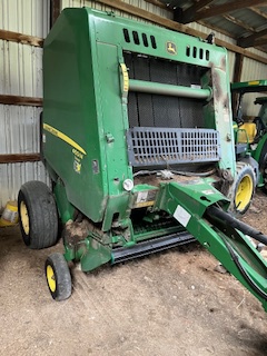 2018 John Deere 450M Image 2