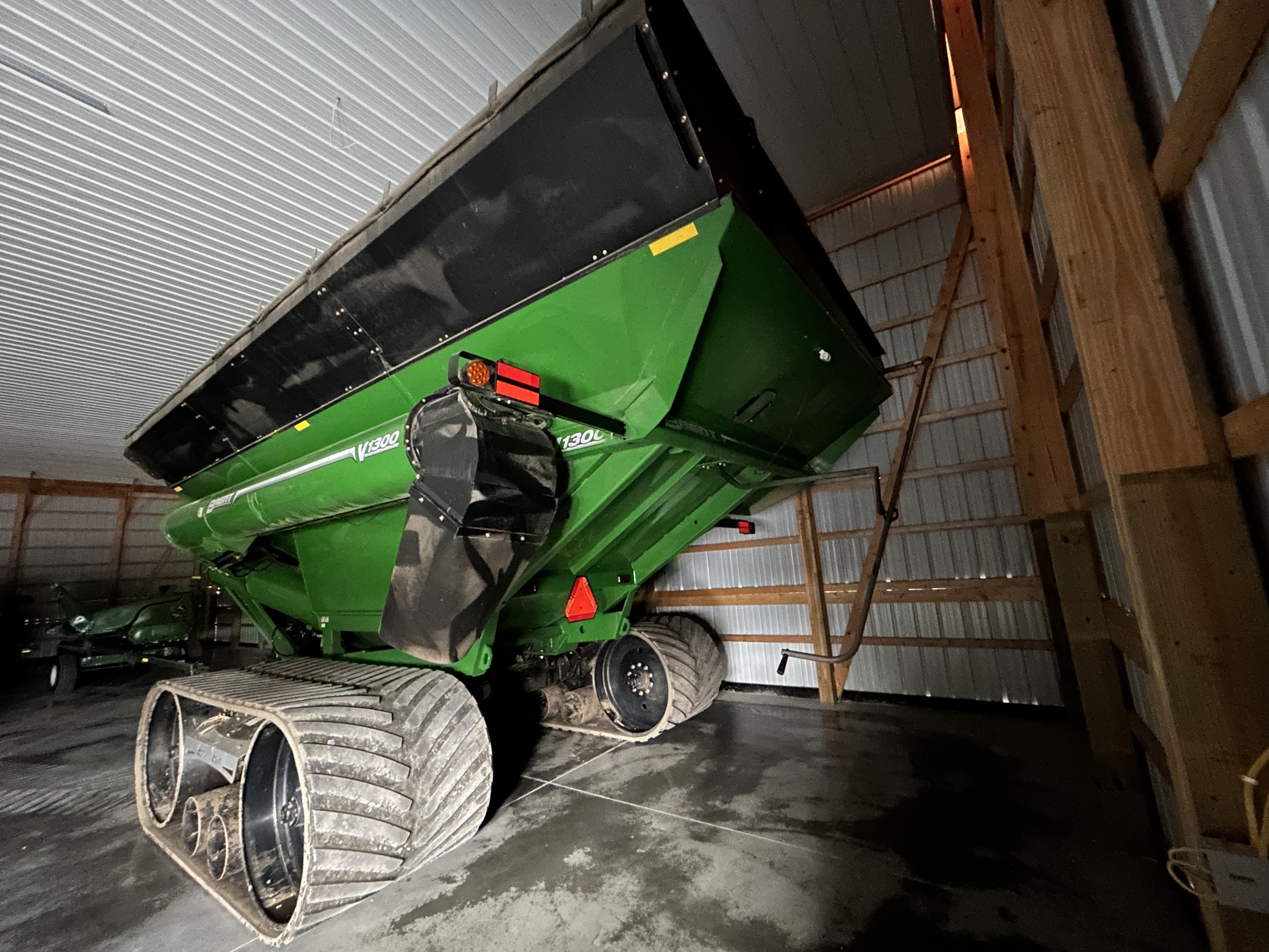 2022 Brent V1300 Image 16