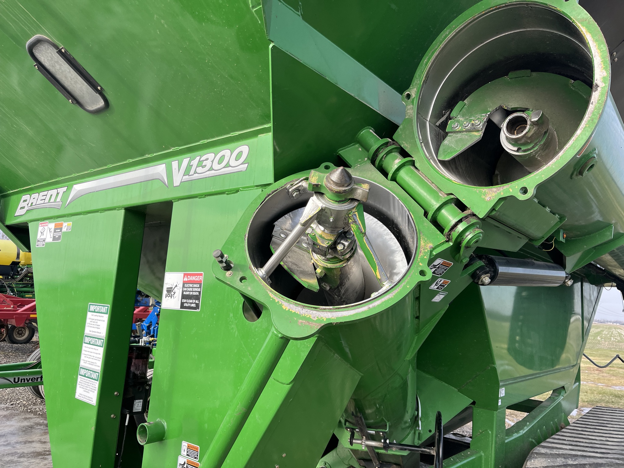 2022 Brent V1300 Image 4