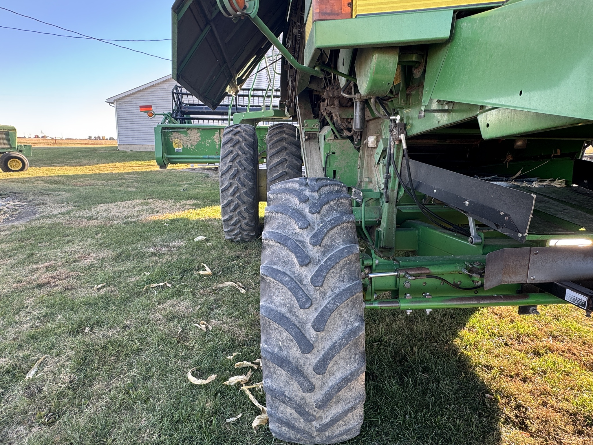 1998 John Deere 9510 Image 2