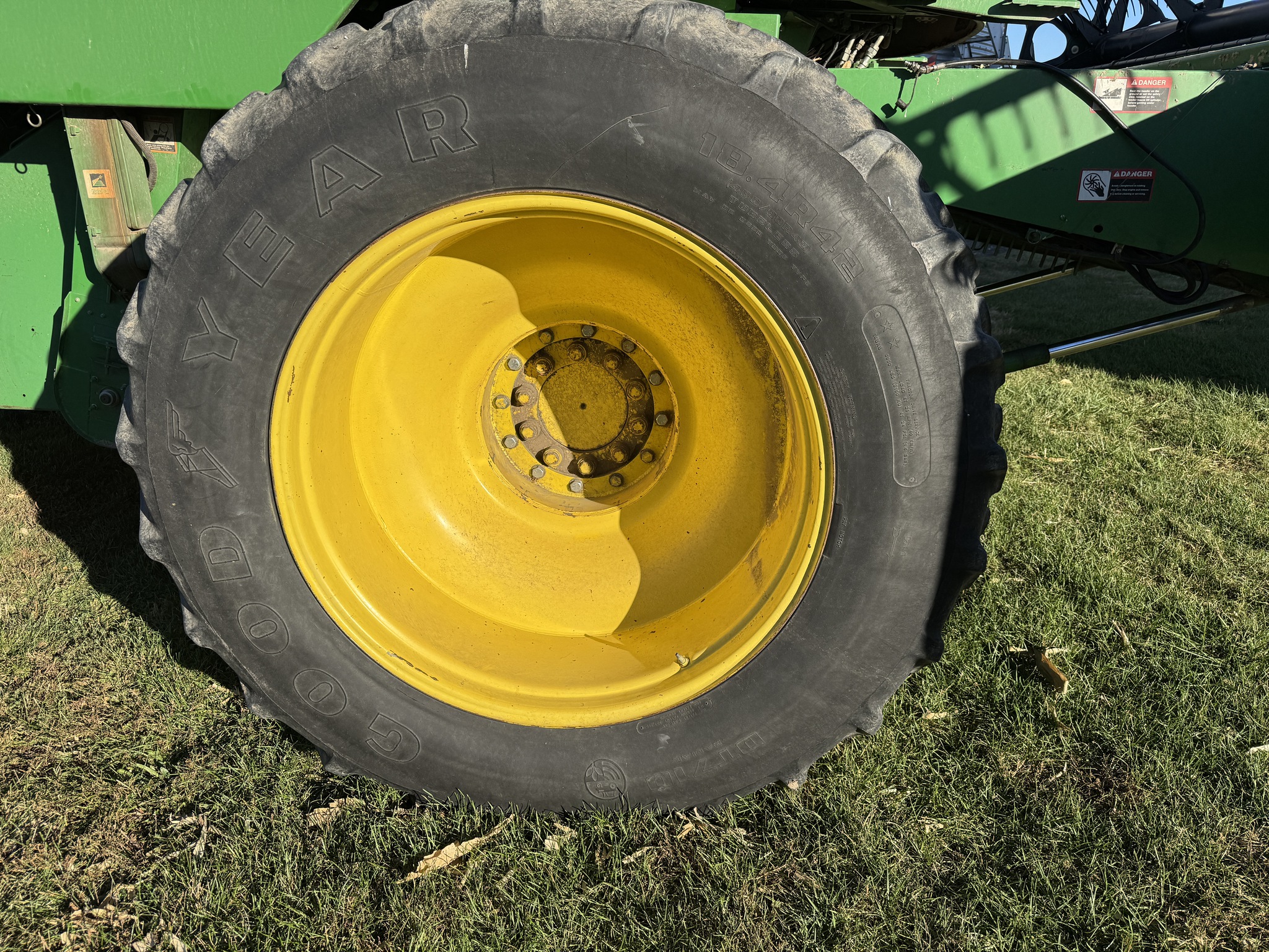 1998 John Deere 9510 Image 29