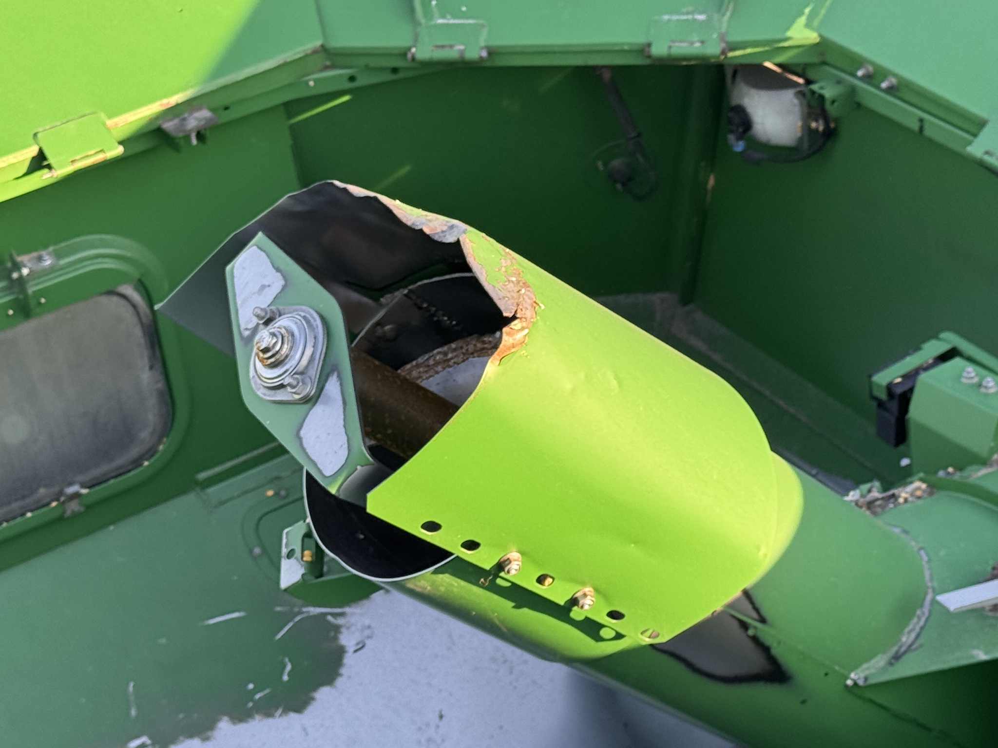  2010 John Deere 9570 STS at Heritage Tractor in Galesburg, IL