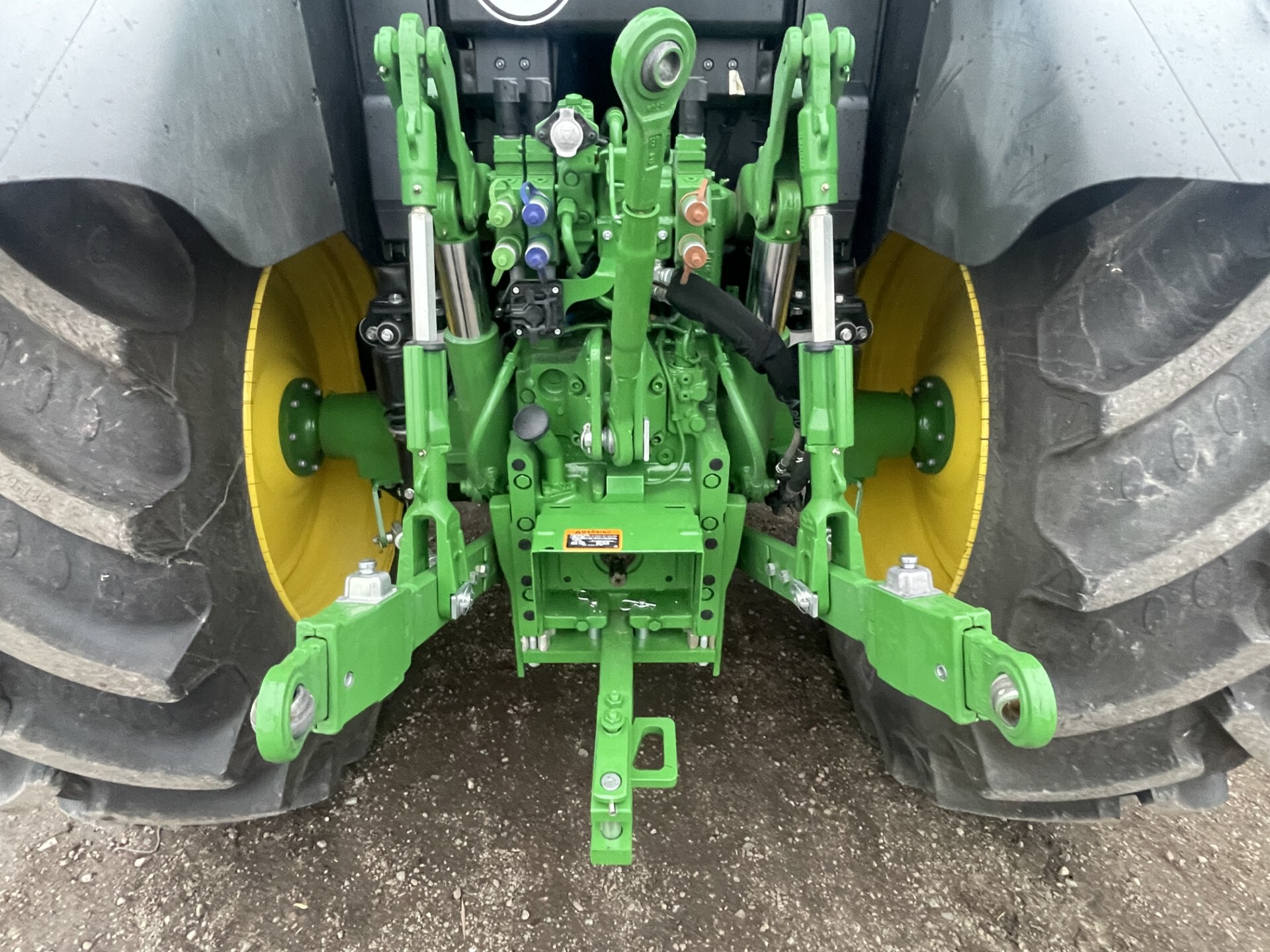 2025 John Deere 6M 115 Image 18