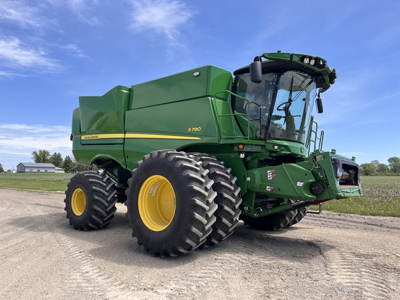 John Deere S780