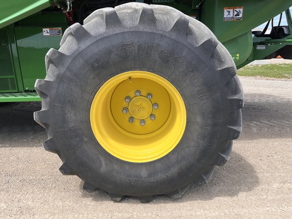 2024 John Deere S780 - Photo18