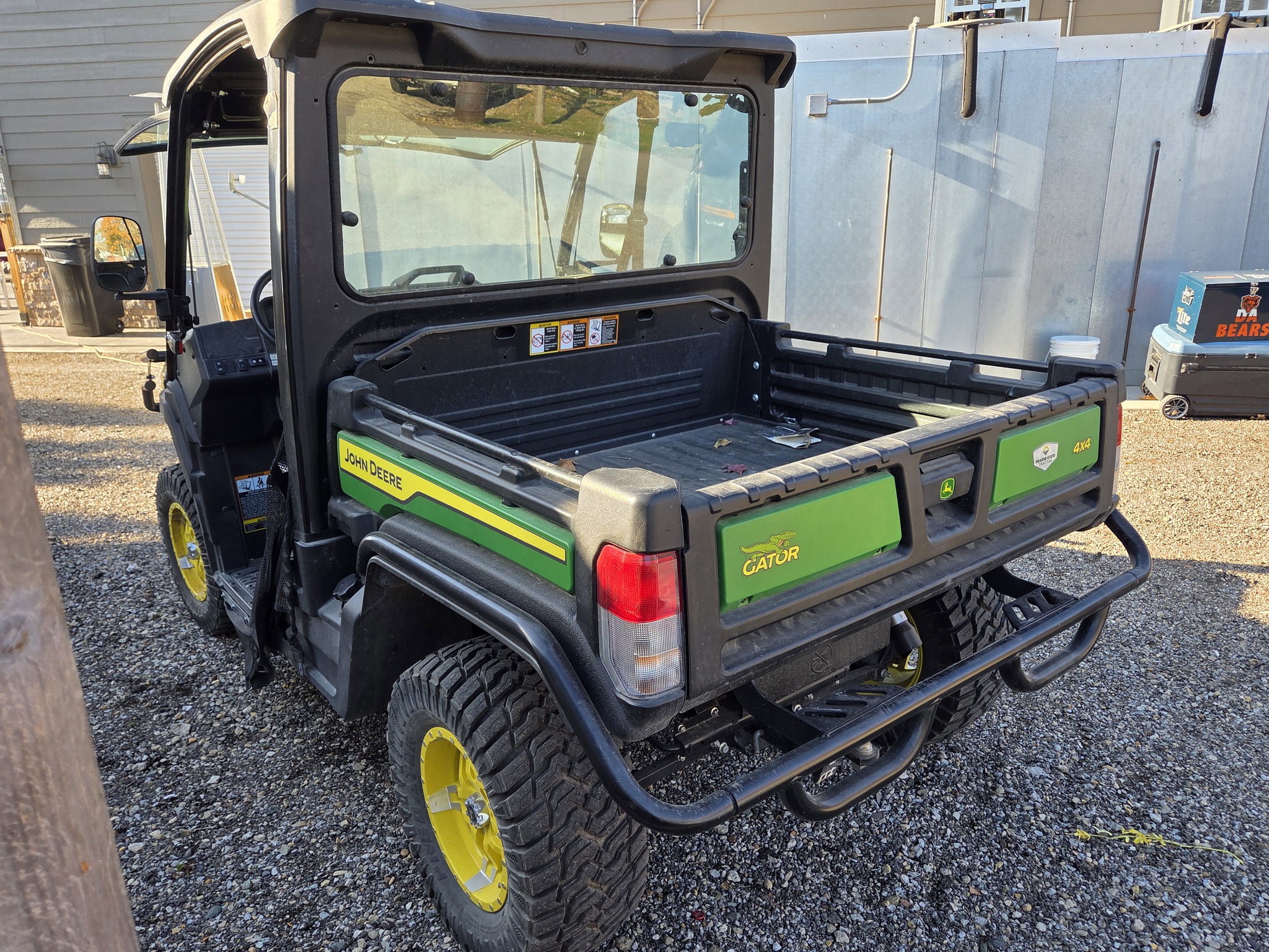  2024 John Deere XUV 835M at Heritage Tractor in Brimfield, IL