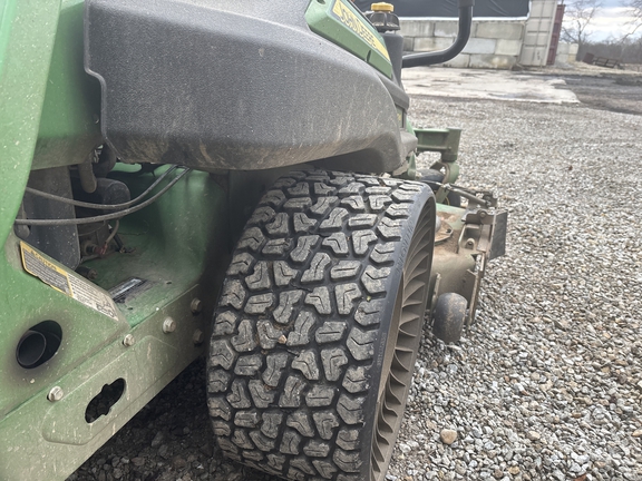 Used 2022 John Deere Z950M Zero Turn Mowers at Koenig Equipment in Greenfield, IN - Photo12