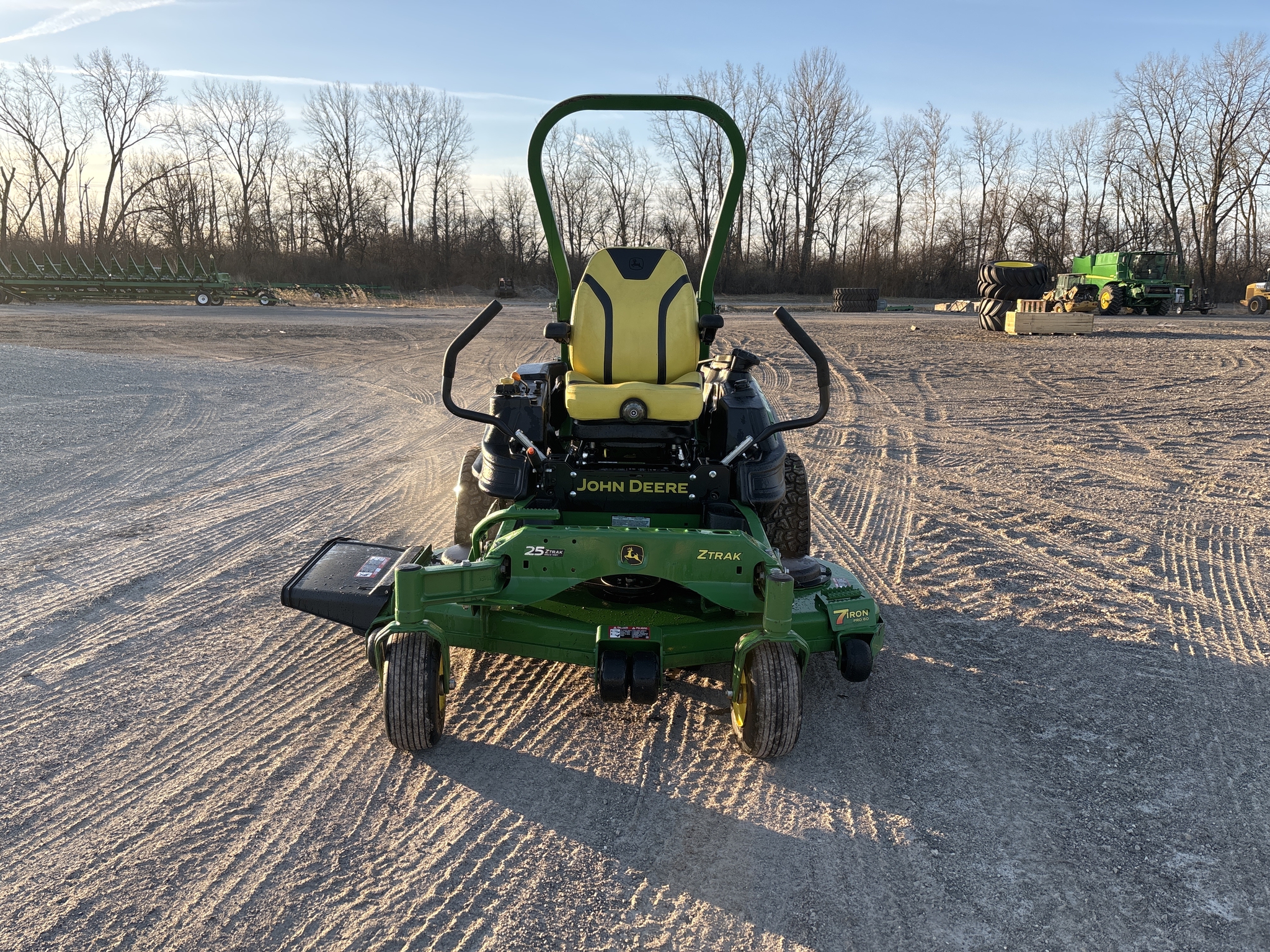 Used 2022 John Deere Z950M Zero Turn Mowers at Koenig Equipment in Greenfield, IN - PhotoXL1