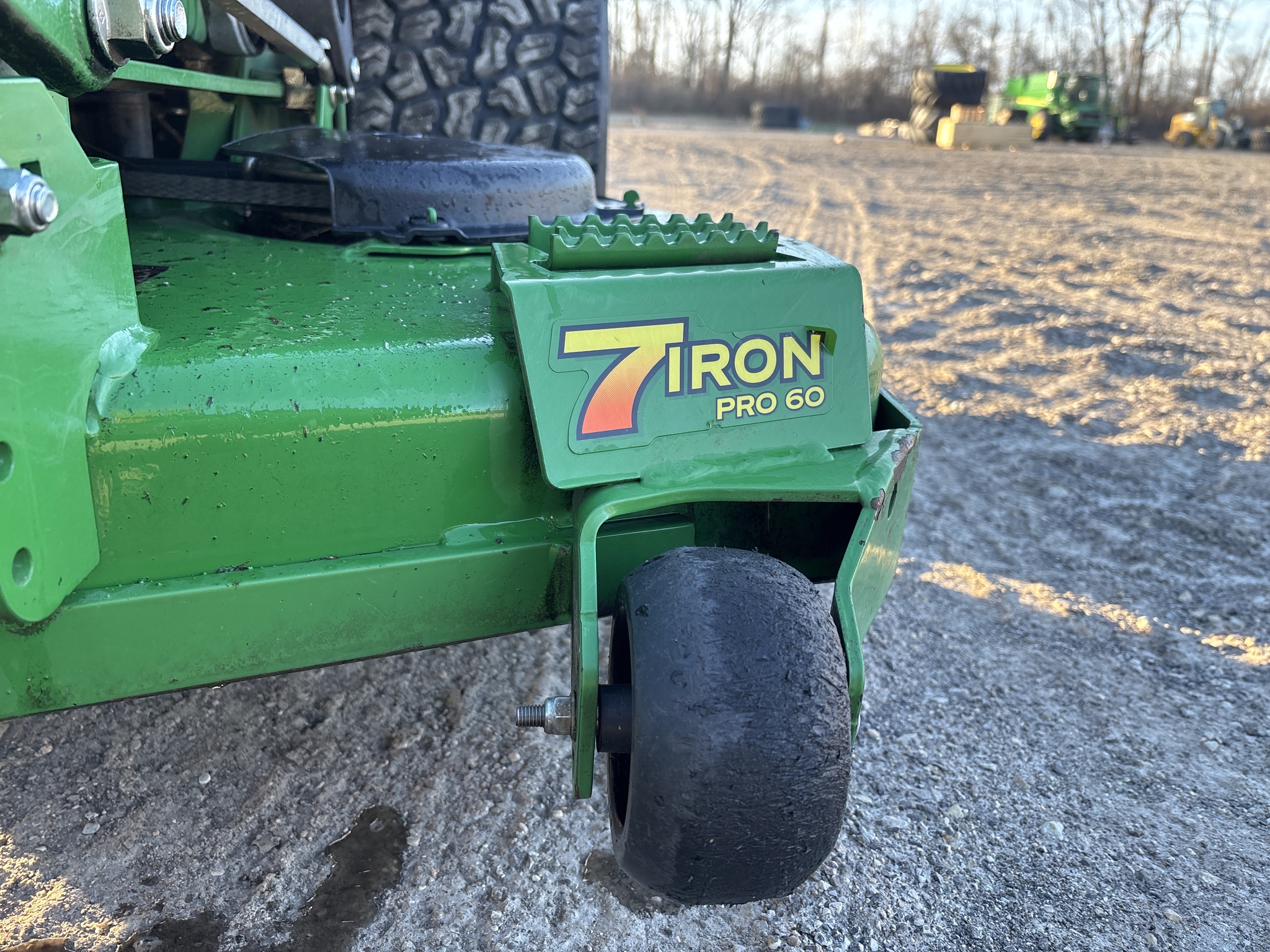 Used 2022 John Deere Z950M Zero Turn Mowers at Koenig Equipment in Greenfield, IN - PhotoXL14