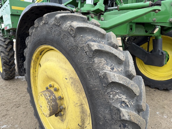 2001 John Deere 4710 - Photo13