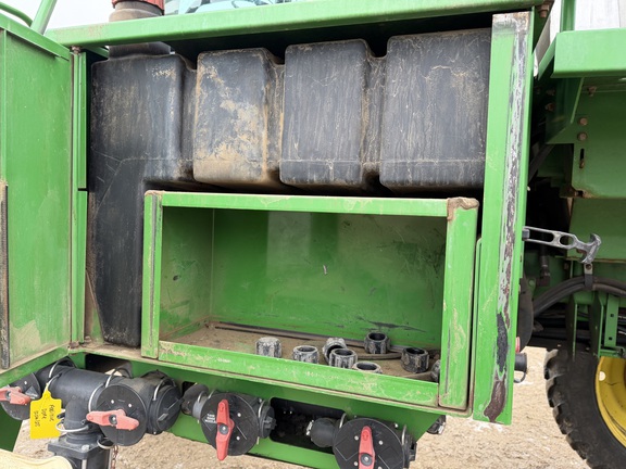 2001 John Deere 4710 - Photo29