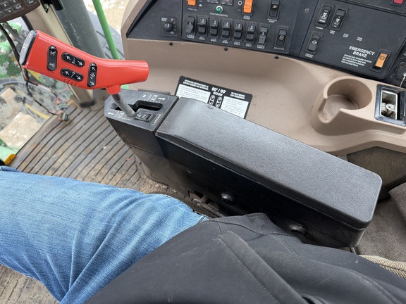 2001 John Deere 4710 - Photo43