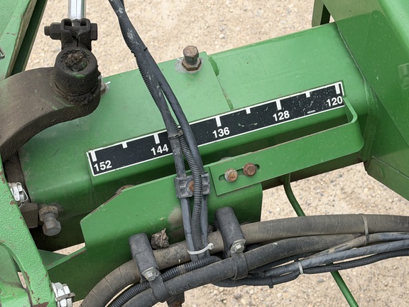 2001 John Deere 4710 - Photo40