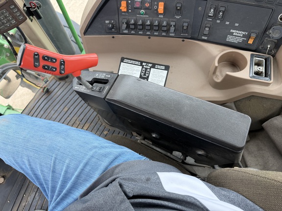 2001 John Deere 4710 - Photo45