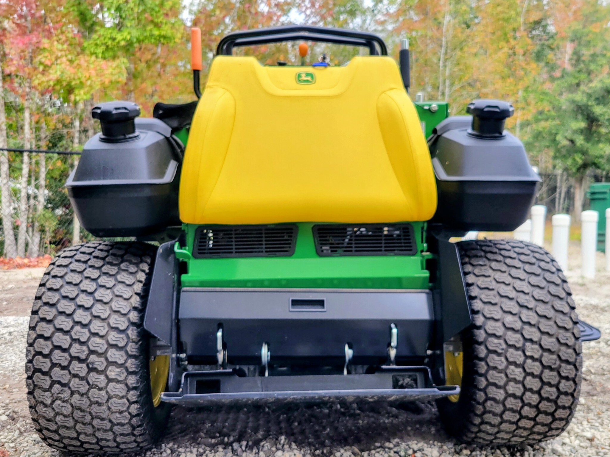 2025 John Deere Q850M Commercial QuikTrak M Series Image 4